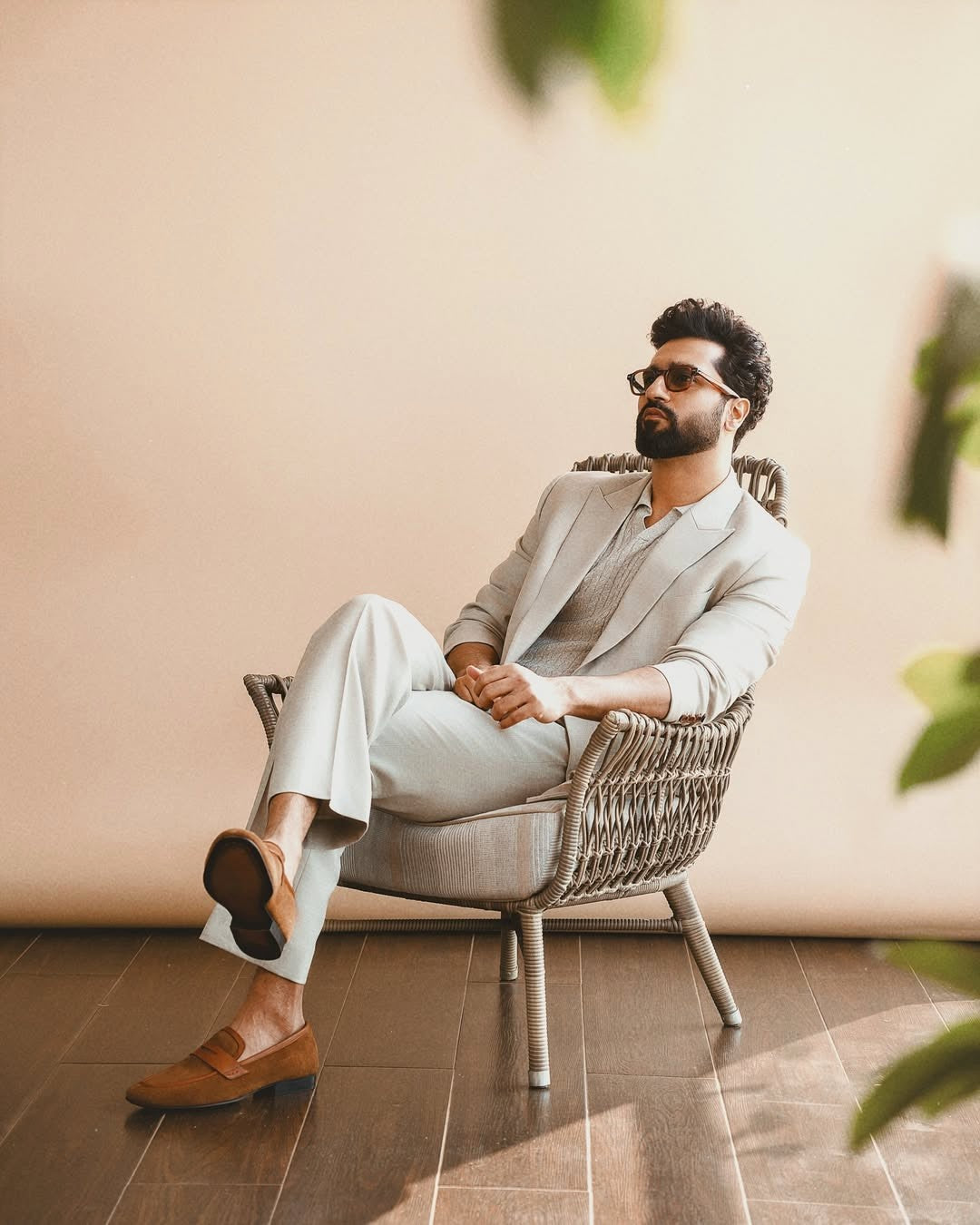 Vicky Kaushal in Beige suede combination loafers by Pelle Santino